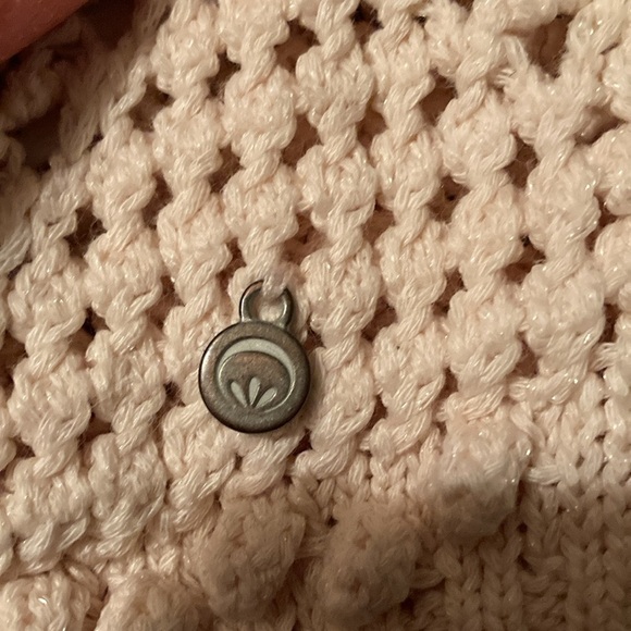 Cream beige knit crop oversized with chunky buttons. - Picture 6 of 6